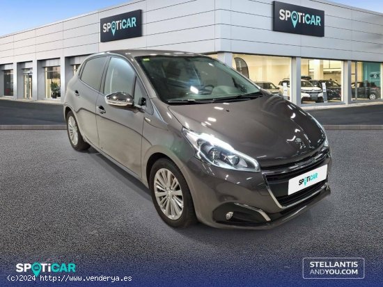 Peugeot 208  5P  1.2L PureTech 60KW (82CV) Style - Madrid