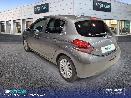 Peugeot 208  5P  1.2L PureTech 60KW (82CV) Style - Madrid