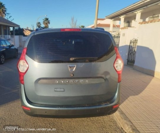 Dacia Lodgy 7 plazas 110 caballos de 2014 con 140.000 Km por 7.000 EUR. en Murcia