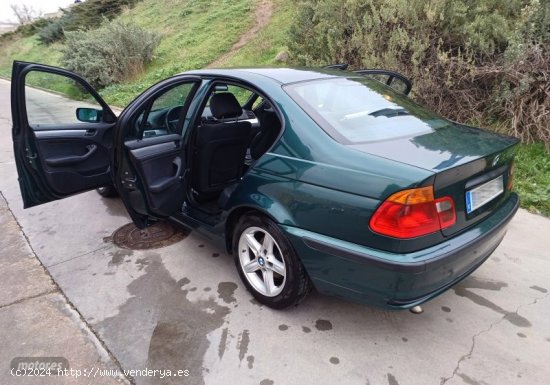 BMW Serie 3 320d Auto. de 2001 con 221.500 Km por 4.000 EUR. en Zamora