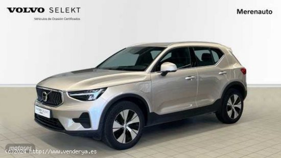  Volvo XC40 Recharge Core, T4 plug-in hybrid, Electrico de 2023 con 30.517 Km por 38.900 EUR. en A Co 