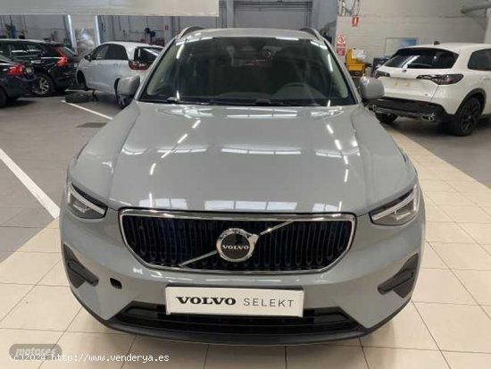 Volvo XC40 XC40 Essential, B3 Mild hybrid, Gasolina de 2024 con 5 Km por 34.450 EUR. en Navarra