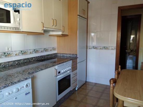 PISO A LA VENTA EN CAMPONARAYA - LEON