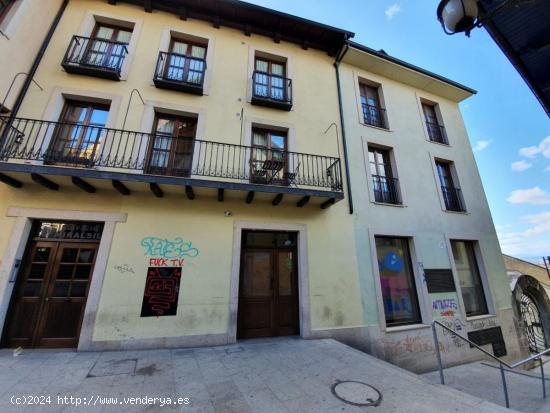  BONITO APARTAMENTO A LA VENTA ZONA CASCO ANTIGUO DE PONFERRADA - LEON 