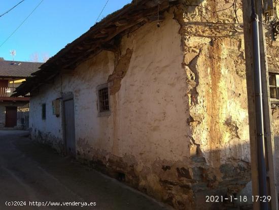  VENTA CASA DE PIEDRA EN TORAL DE MERAYO - LEON 