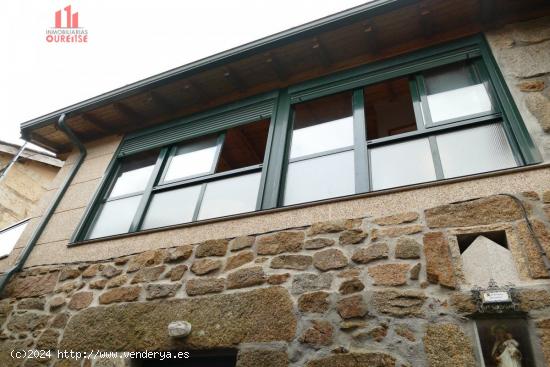 CASA DE PIEDRA RESTAURADA EN BARBADAS ZONA BENTRACES - LOIRO - ORENSE