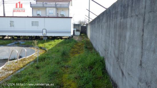 TERRENO URBANIZABLE CON PISCINA EN PIÑOR. - ORENSE