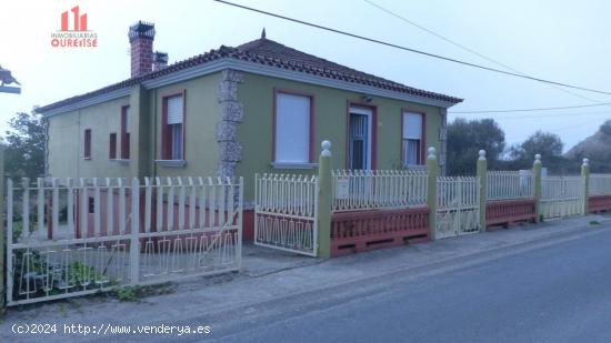  CASA EN XUNQUEIRA DE ESPADAÑEDO - ORENSE 