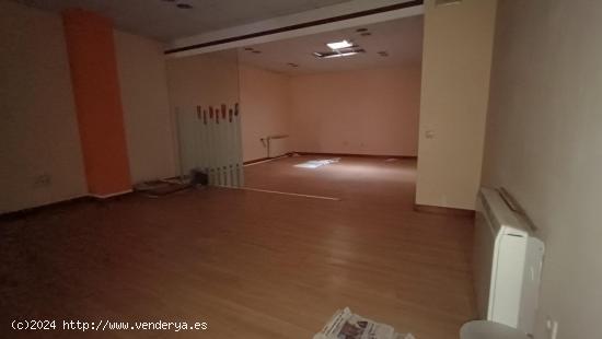 VENTA/ALQUILER DE LOCAL COMERCIAL EN ZONA CENTRO. - ZAMORA