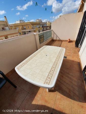 ATICO 2 DORMITORIOS CON PLAZA DE GARAJE EN PLAYA DEL CURA 99.000€ - ALICANTE