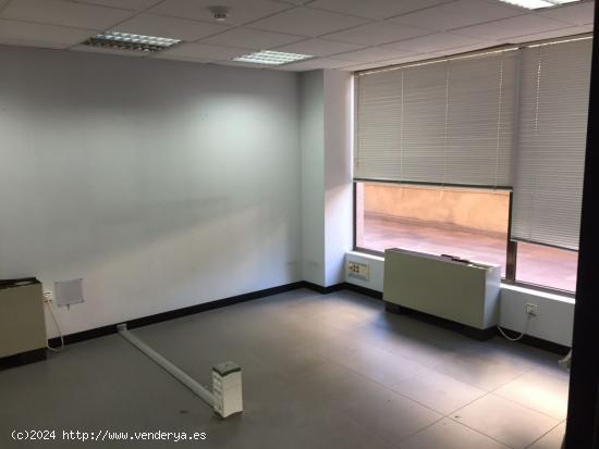 LOCAL COMERCIAL IDEAL PARA OFICINAS - MURCIA