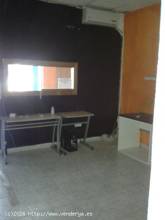 SE ALQUILA LOCAL COMERCIAL VISTALEGRE. - MURCIA