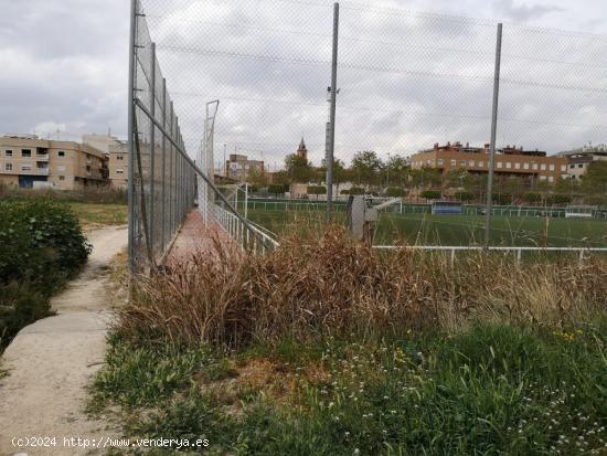 Se vende terreno grande en Patiño, muy central, con 2 casas - MURCIA