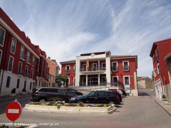  LOCAL JUNTO AYUNTAMIENTO ZARATAN - VALLADOLID 