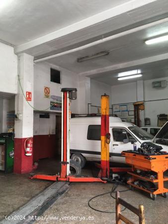 Taller automocion con mas de 20 anos. se vende con licencia o sin licencia. - ALICANTE