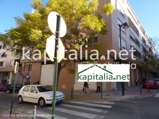  Local comercial chaflan en alquiler en zona san Jose de Ontinyent. - VALENCIA 