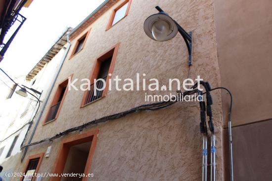  Casa con cueva en venta en Ontinyent - VALENCIA 