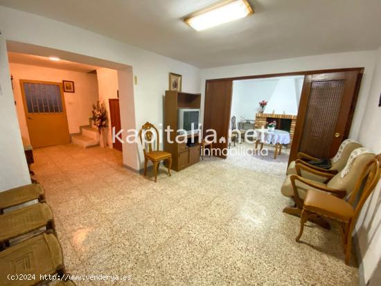 Estupenda casa a la venta a las afueras de Ontinyent - VALENCIA