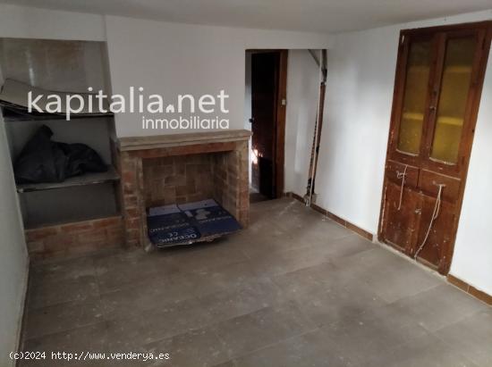  Casa a la venta en Ontinyent, zona La Canterería. - VALENCIA 