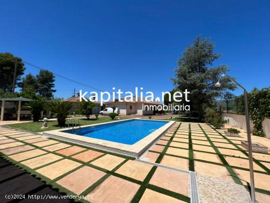 Espectacular chalet en venta en Ontinyent zona La Umbria - VALENCIA