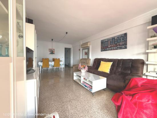 Piso para Inversores con 3 Dormitorios y 2 Baños en El Fortí, Palma - BALEARES