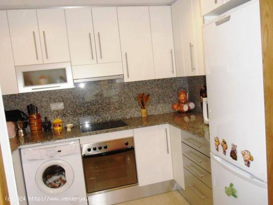 Apartamento de 62 m2 con 2 dormitorios y baño - TARRAGONA