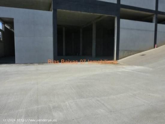  REF 2174 NAVE 400 M2 EN PLANTA BAJA CANDEAN VIGO - PONTEVEDRA 