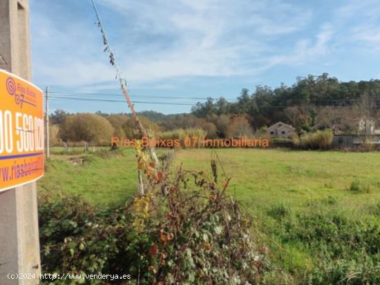 REF 2366 SOLAR LLANO Y SOLEADO CON PROYECTO 1266 m2 CRUCEIRO (SALVATERRA DE MIÑO) - PONTEVEDRA