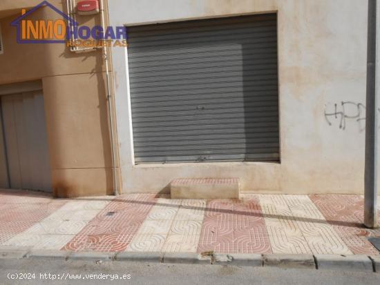  LOCAL EN BASTO EN PRINCIPAL AV. DE AGUADULCE.  ZONA NETAMENTE COMERCIAL. POSIBILIDAD SUBSUELO 300 M2 