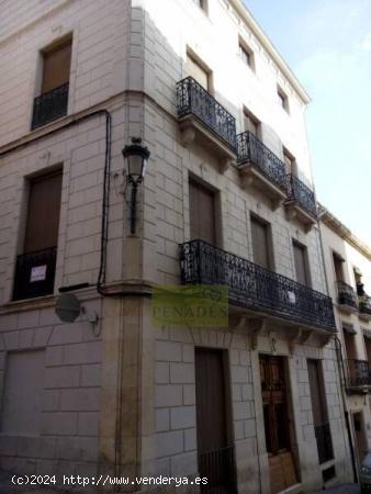 PRECIOSA CASA DE PUEBLO EN BOCAIRENT - VALENCIA