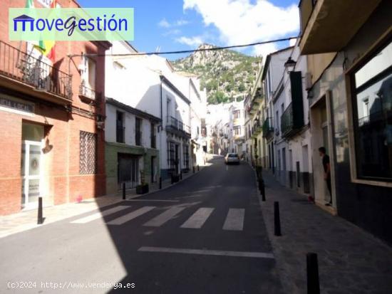  LOCAL COMERCIAL - VIVIENDA PLANTA BAJA. ZONA CALLEJONES - CADIZ 