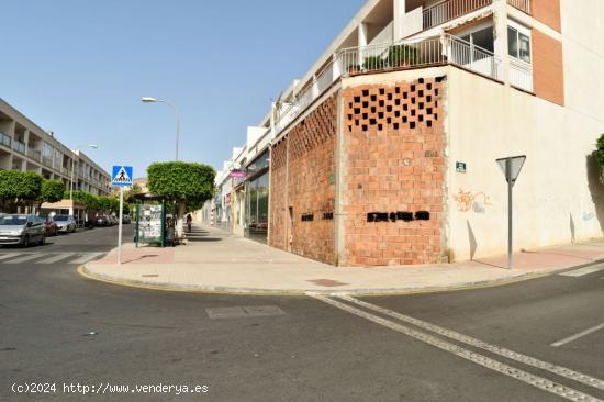  Local comercial en basto en Huércal de Almería - ALMERIA 