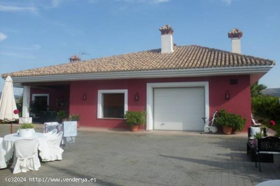 Chalet-La Baronía-lloma Verda-Ontinyent - VALENCIA