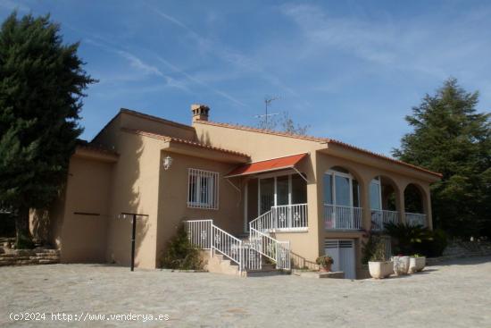  Chalet en Camí La Moneda - Ontinyent - VALENCIA 