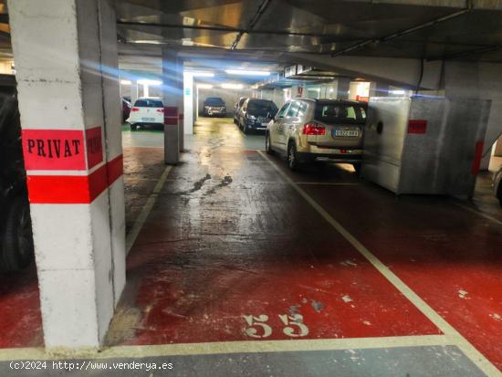 Parking coche en pleno centro de Granollers Sant josep de Calassanç - BARCELONA