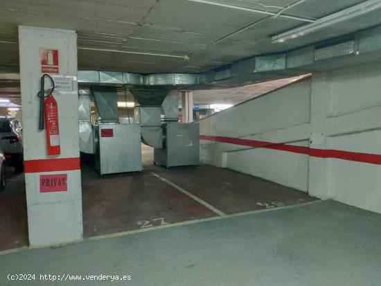 Parking coche en pleno centro de Granollers Sant josep de Calassanç - BARCELONA