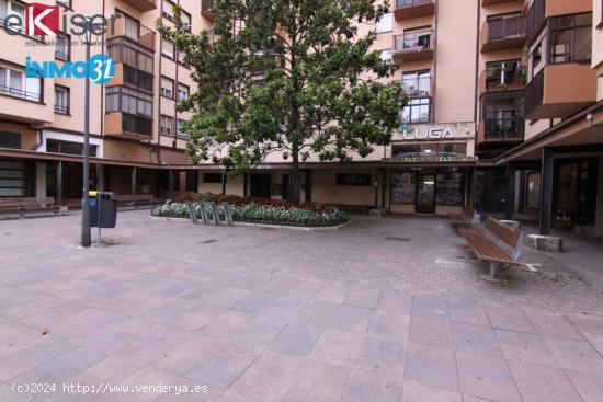 EKISER VENDE ESTE LOCAL COMERCIAL EN LA CALLE MÁS COMERCIAL DE VILLAVA. - NAVARRA