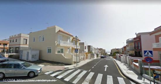  Parque La Reina casa 300 m2 en 2 plantas con 300 m2 sótano. - SANTA CRUZ DE TENERIFE 