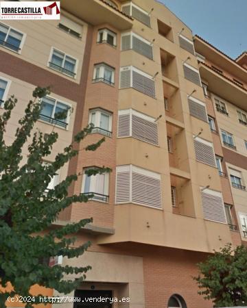  SE VENDE PISO 4 DORMITORIOS, ZONA LLANOS DEL AGUILA CON GARAJE Y TRASTERO - ALBACETE 