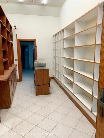  Local comercial en Gros en Donostia-San Sebastián - GUIPUZCOA 