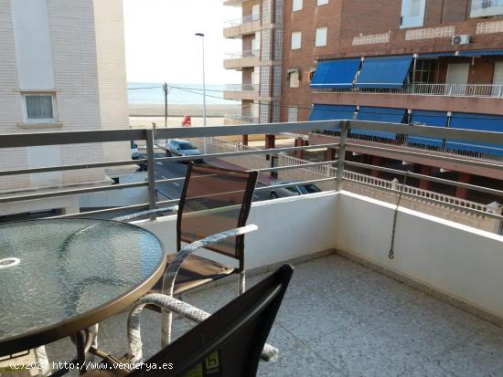 Apartamento a escasos metros de la playa - ALICANTE