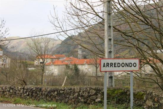 TERRENO URBANO PARA 63 VIVIENDAS - CANTABRIA