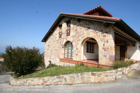 CASONA INDEPENDIENTE CON TERRENO EN COBRECES - CANTABRIA