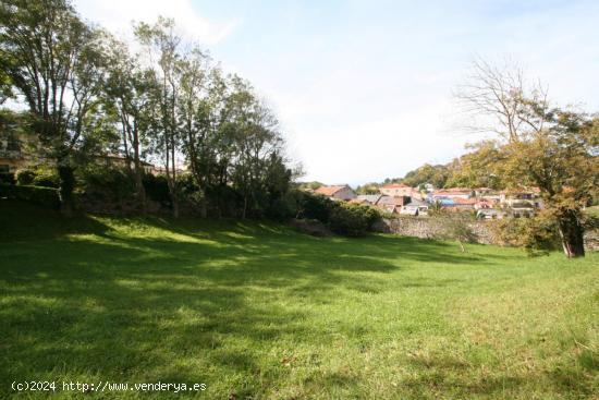 FINCA URBANA SITUADA EN EL CORAZON DE  COMILLAS - CANTABRIA