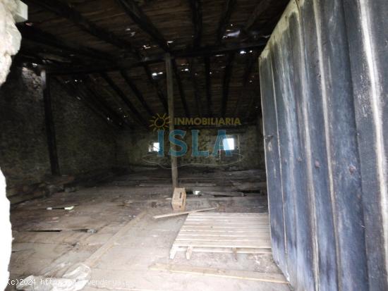 Cabaña para restaurar de 150 m2 y 22.000 m2 de Terreno - CANTABRIA