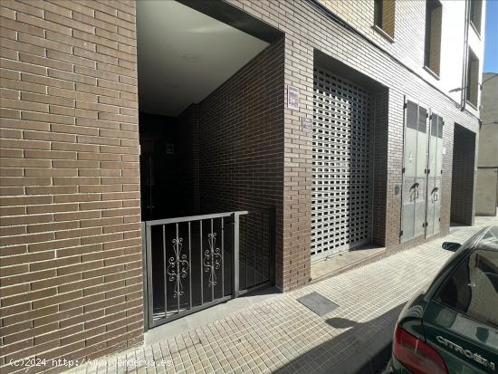  LOCAL COMERCIAL EN PIERA - BARCELONA 