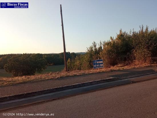  SE VENDE FINCA URBANA EN CUBILLOS (POSADINA) - LEON 