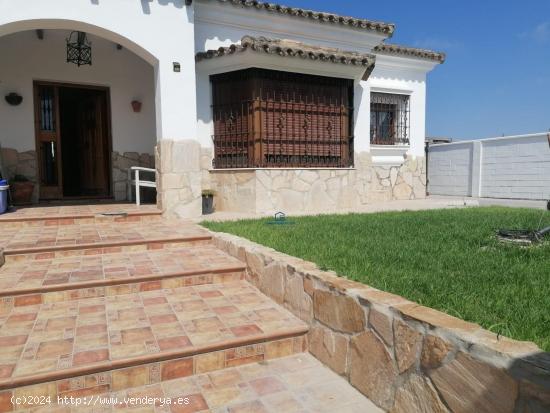 ¡Oportunidad de venta !!!! Ofrecemos en Exclusiva! Chalet  Pro Indiviso –NO HIPOTECABLE - CADIZ