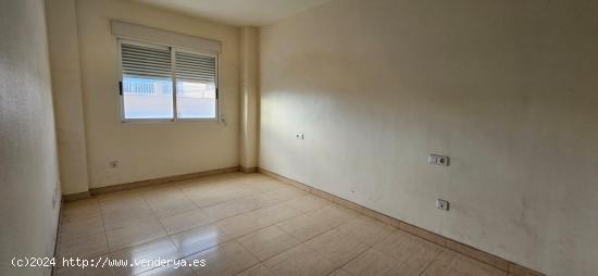  SE VENDE ESTUPENDO PISO EN ARCHENA - MURCIA 