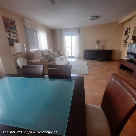 Chaflan 3 dormitorios, comedor, cocina, 2 baños, con parking, centrico - VALENCIA